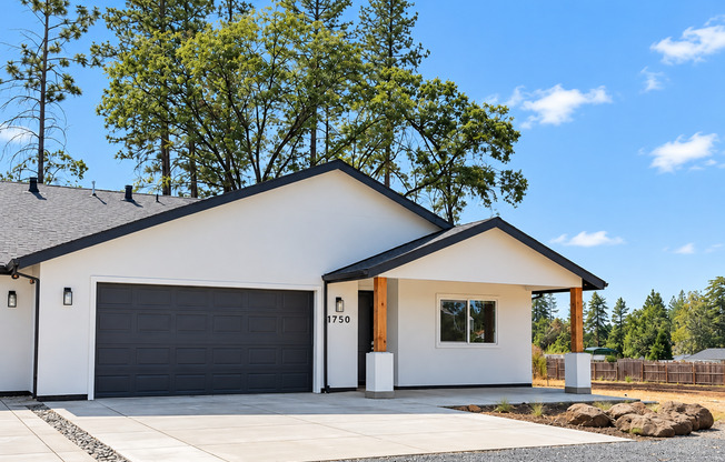 High-End 3BD/2BA | Waterfall Stone Island | Walk-In Closets | Designer Upgrades