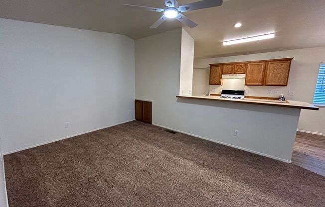 2 beds, 2 baths, 994 sqft, $1,725, Unit #2