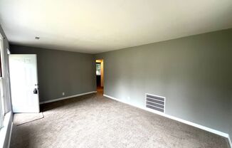 2 beds, 1 bath, $1,275