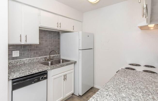 1 bed, 1 bath, 450 sqft, $675