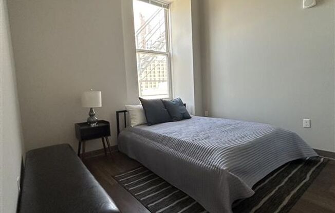 2 beds, 2 baths, 855 sqft, $1,999, Unit 506