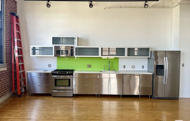 1 bed, 2 baths, 1,189 sqft, $3,950, Unit 504