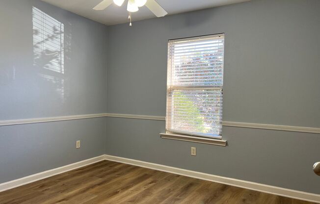 3 beds, 2 baths, $1,195