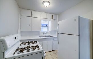 1 bed, 1 bath, 600 sqft, $995, Unit 06