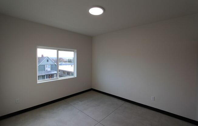 1 bed, 1 bath, 700 sqft, $1,295, Unit Unit 206