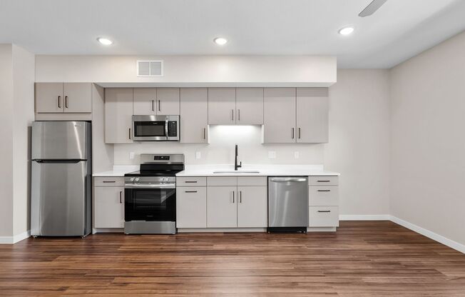 Studio, 1 bath, 500 sqft, $1,040, Unit 238