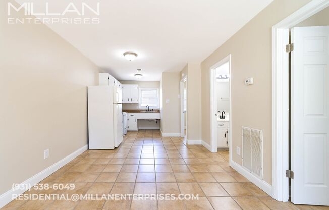 211 Oak St. Apartments