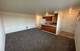 1 bed, 1 bath, $1,000, Unit 09