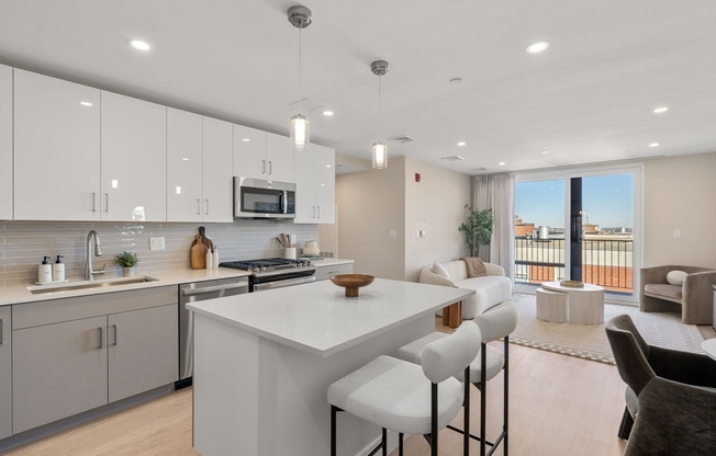 1 bed, 1 bath, 767 sqft, $3,600, Unit 109