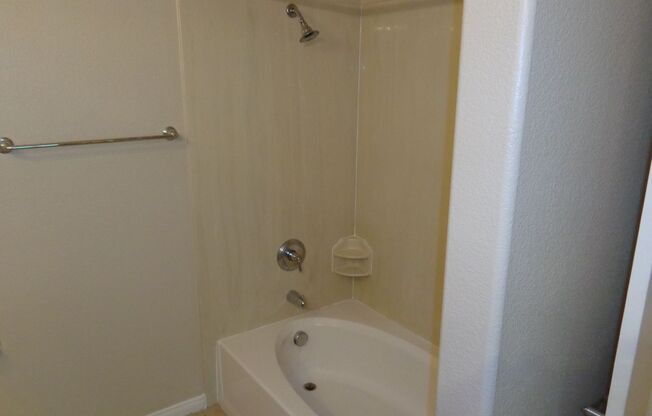 1 bed, 1 bath, $1,400