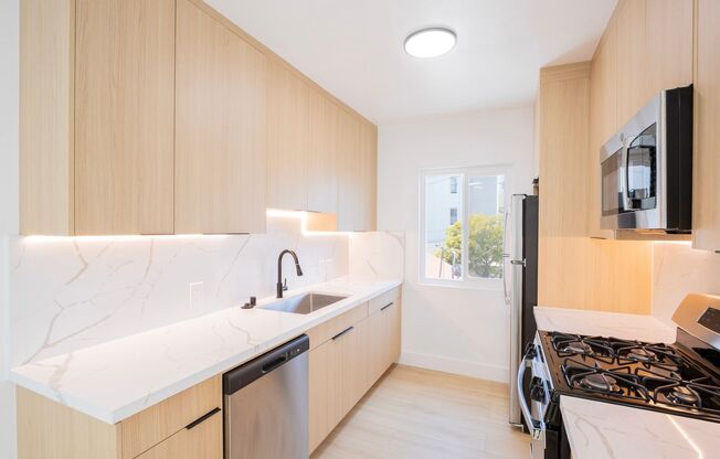 3729 Glendon LLC