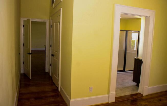 1 bed, 1 bath, 794 sqft, $1,500