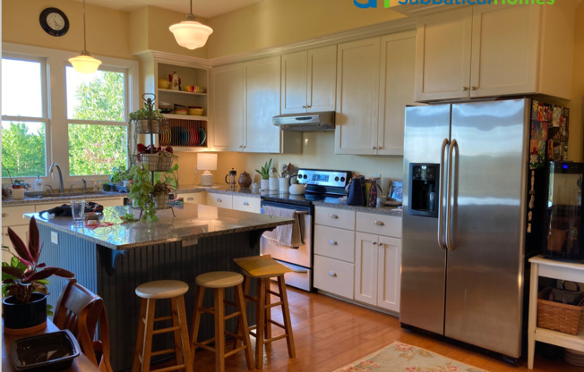 Turnkey Furnished Home on 5 Acres – Just Bring Your Suitcase!