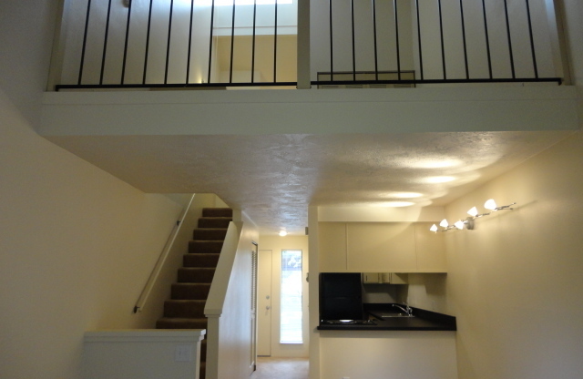 1 bed, 1 bath, 625 sqft, $1,388, Unit 0072