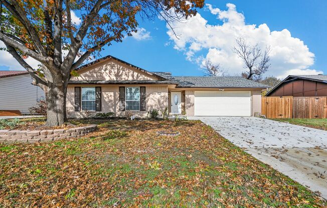 Charming 4-bedroom, 2-bathroom home in Carrollton, TX