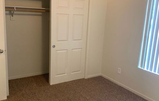 2 beds, 2 baths, 1,020 sqft, $1,625, Unit 1920