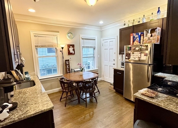 25 Hecla St.