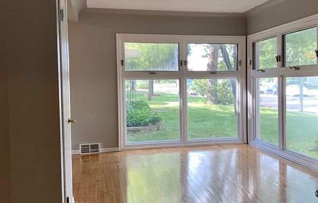 4 bedroom house in Minneapolis!