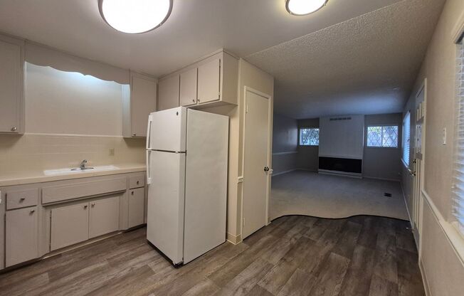 2 beds, 1 bath, $1,695, Unit 1