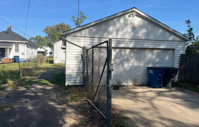 2 bedrooms 1 bathroom house