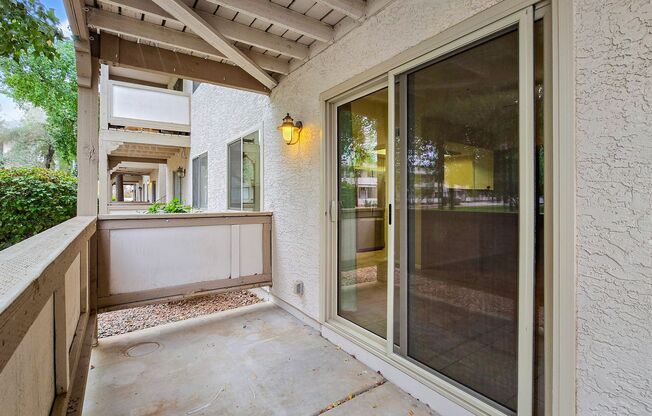 2 beds, 2 baths, $1,650, Unit UNIT 126