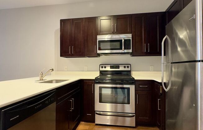 1 bed, 1 bath, 499 sqft, $1,550, Unit HA-619