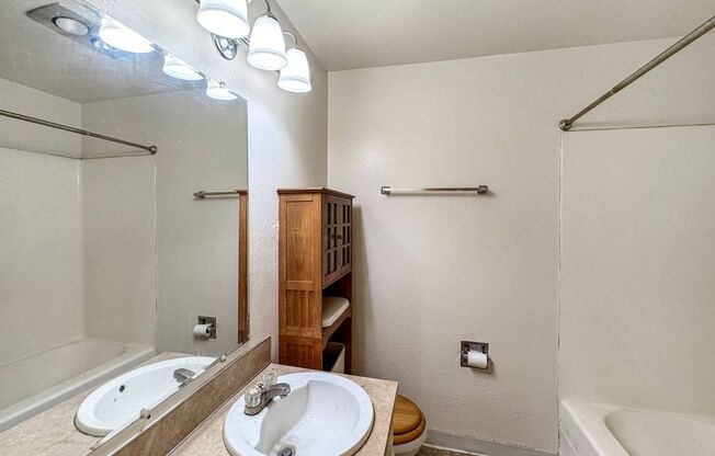 2 Bedroom Condo For Rent