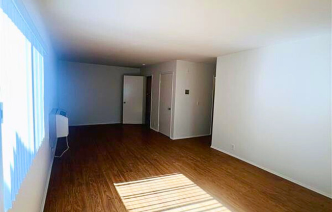 Studio, 1 bath, 500 sqft, $2,095, Unit 304