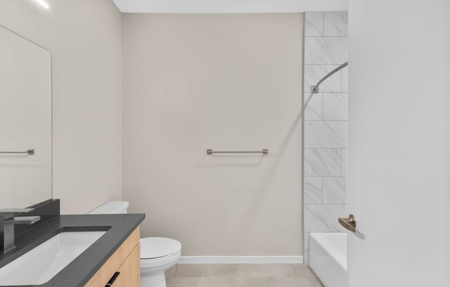 1 bed, 1 bath, 614 sqft, $2,660, Unit 632