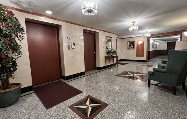 Studio, 1 bath, 400 sqft, $1,585, Unit 620-104