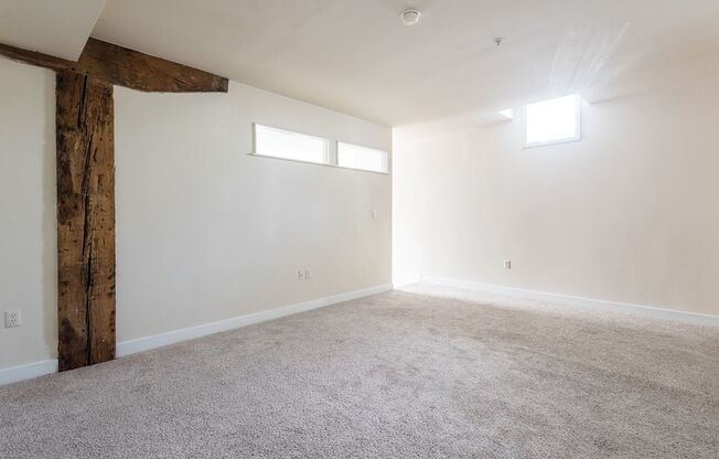 1 bed, 1 bath, 511 sqft, $1,375, Unit APT 105