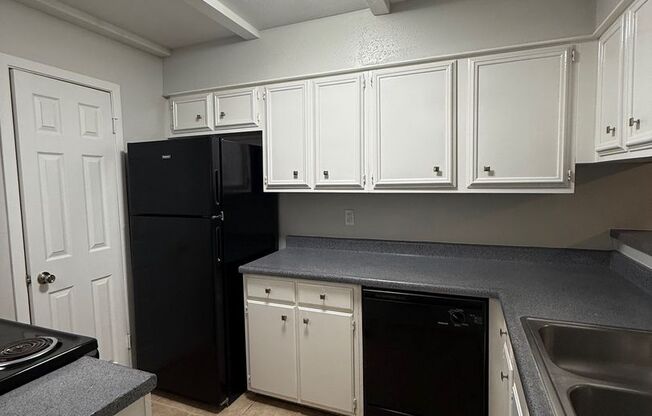 3 beds, 2 baths, 1,256 sqft, $1,550, Unit 07-0701 W/D