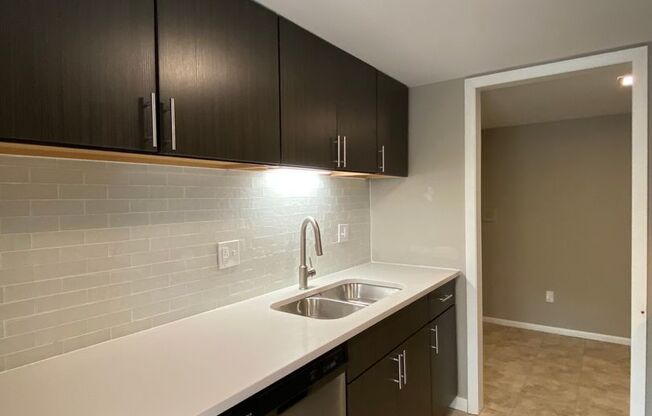 1 bed, 1 bath, 825 sqft, $1,825, Unit 3201-1