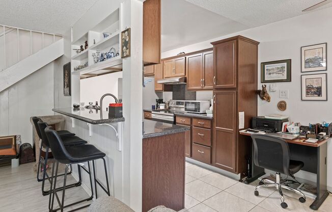 2 beds, 1 bath, $1,550