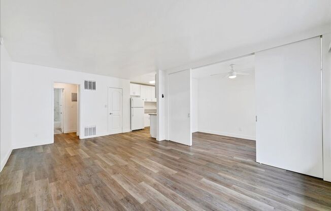 3905 S. Stevely Avenue