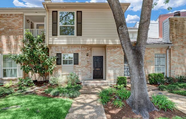 Heart of the Galleria Home for Lease! Move-in Ready