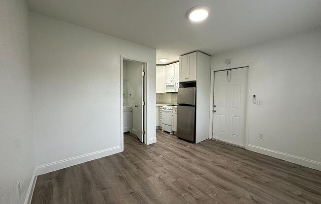 Studio, 1 bath, $1,295, Unit 2300-110