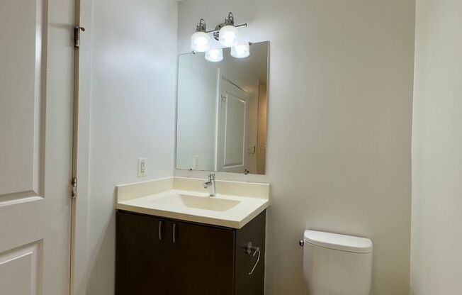 1 bed, 1 bath, 420 sqft, $1,199, Unit 05