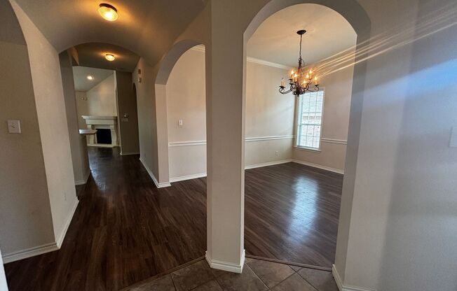 Charming 3 Bed, 2 Bath Home | 2,166 Sq Ft | Heart of Round Rock