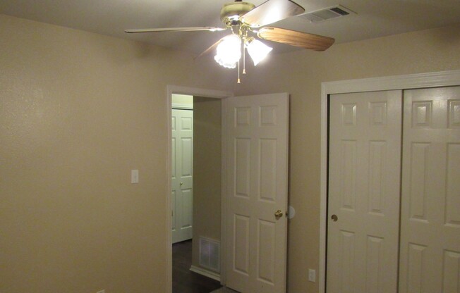 3 beds, 2 baths, $1,995