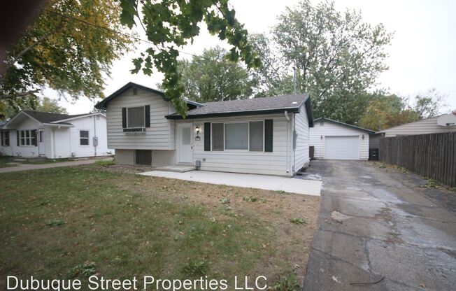 817 E Diehl