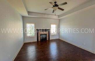 3 beds, 2 baths, $2,095