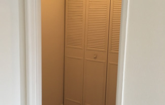 Studio, 1 bath, 334 sqft, $1,300, Unit 310