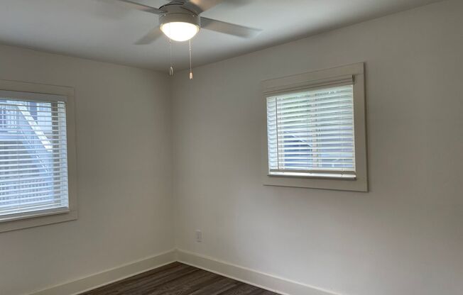 2 beds, 1 bath, 700 sqft, $1,750, Unit 222-14