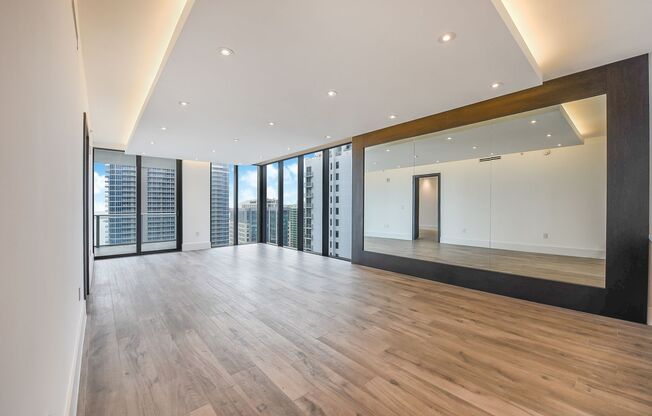 Completed remodeled large 3 bed 3 bath + den in Brickell with stunning city and water views.