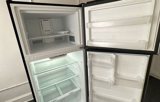 Studio, 1 bath, 500 sqft, $767, Unit Unit 306