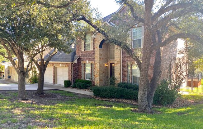 Gorgeous 5 Bed/ 3.5 Bath home in Lantana!