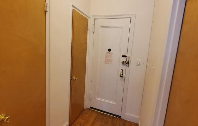 344 E 78 ST