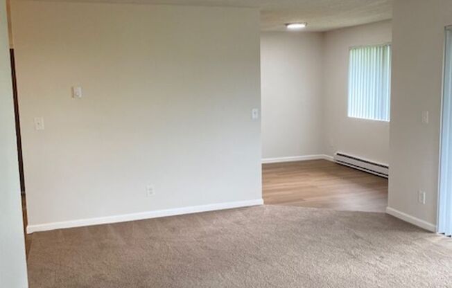 2 beds, 1 bath, 904 sqft, $1,865, Unit 3239
