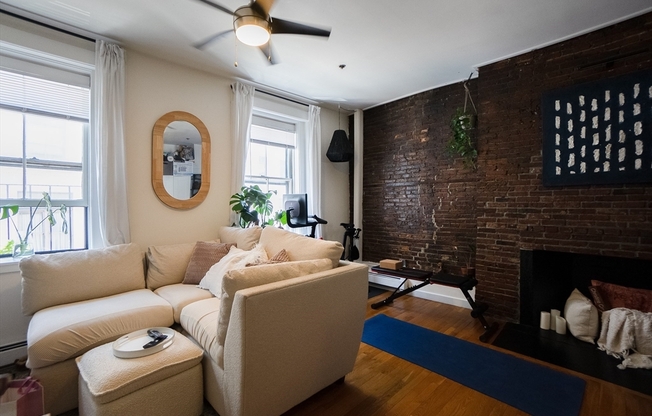 65 Hancock St